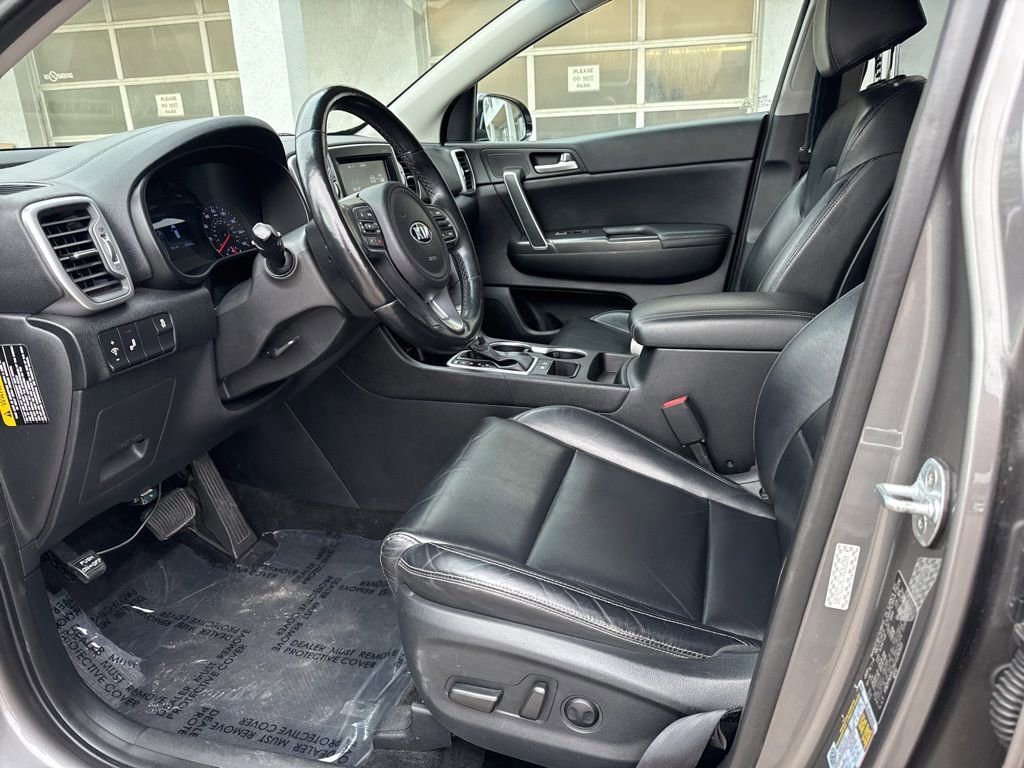 Used 2017 Kia Sportage EX w/ EX Premium Package image 9
