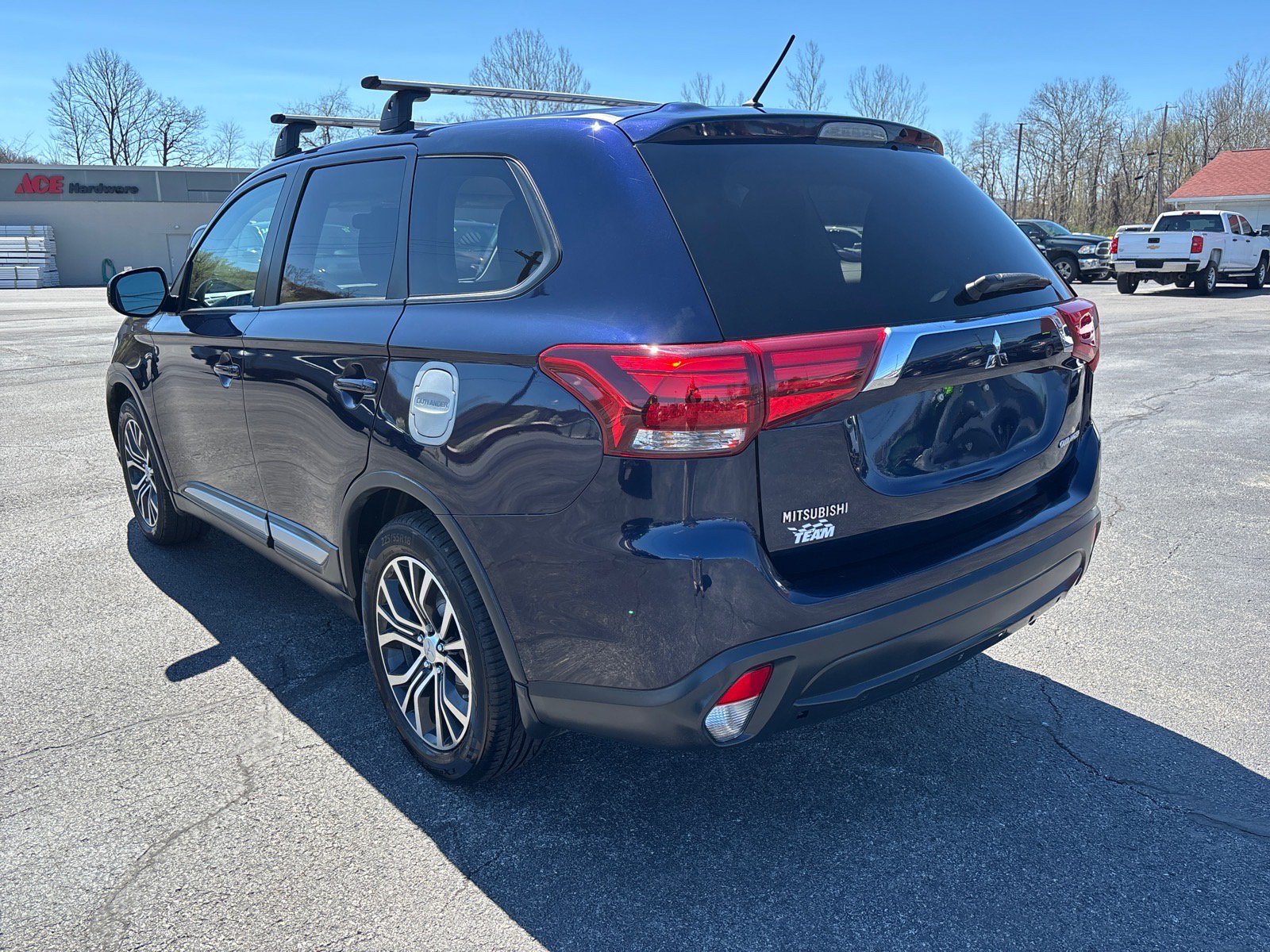 Used 2016 Mitsubishi Outlander SE AWD/4WD image 6