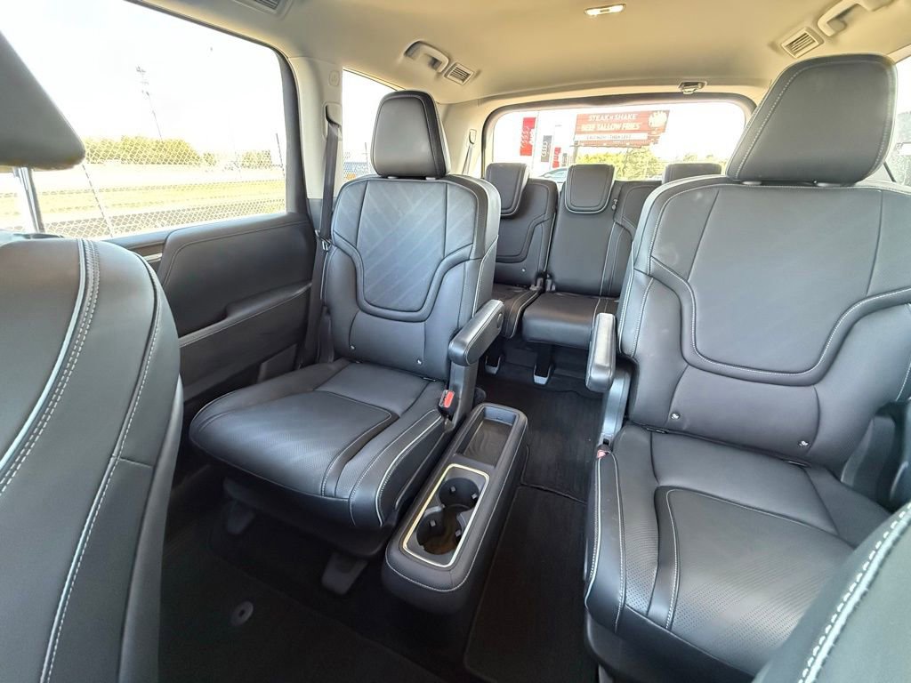 Used 2025 INFINITI QX80 Luxe image 13