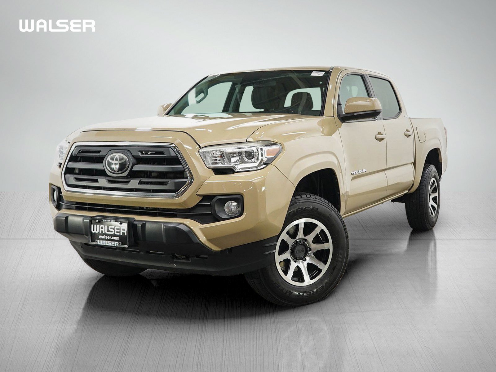 Used 2019 Toyota Tacoma SR5 RWD image 1