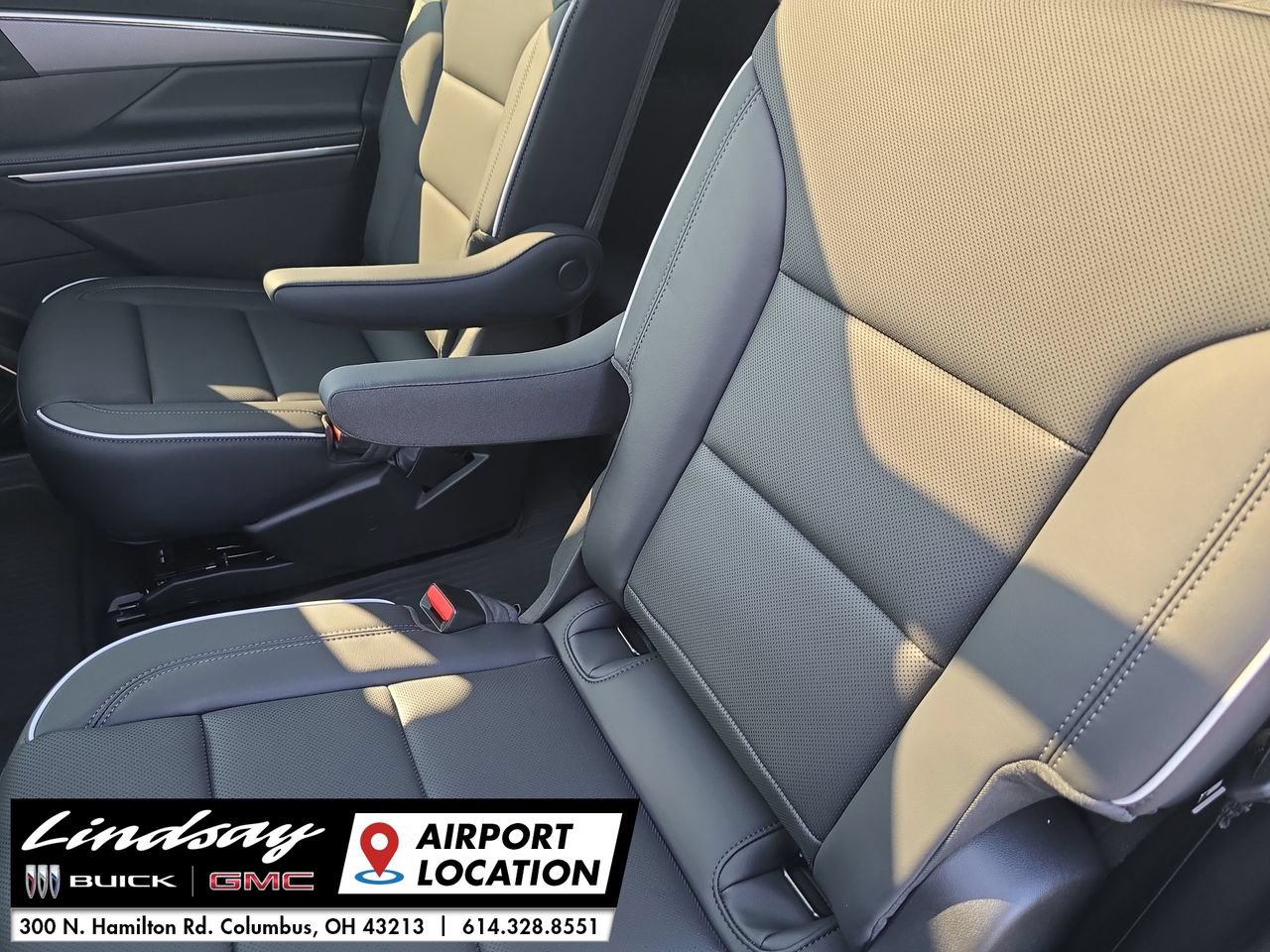 New 2027 Buick Enclave Sport Touring w/ Power Package AWD/4WD image 27