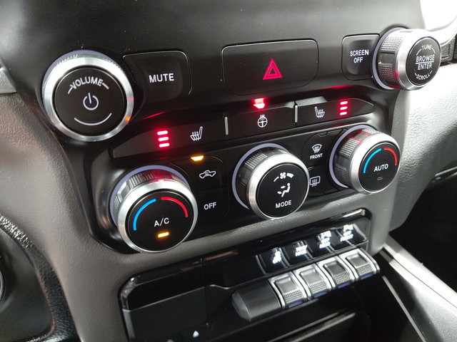 Used 2019 RAM 1500 Big Horn AWD/4WD image 33