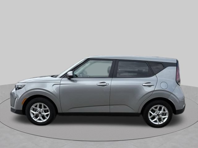 Used 2025 Kia Soul LX w/ LX Technology Package FWD video 3
