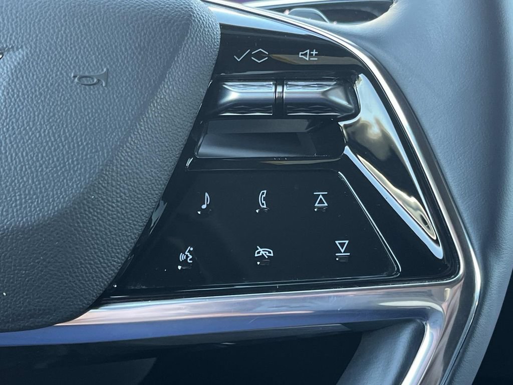 Certified 2025 Cadillac Escalade Sport AWD/4WD image 79