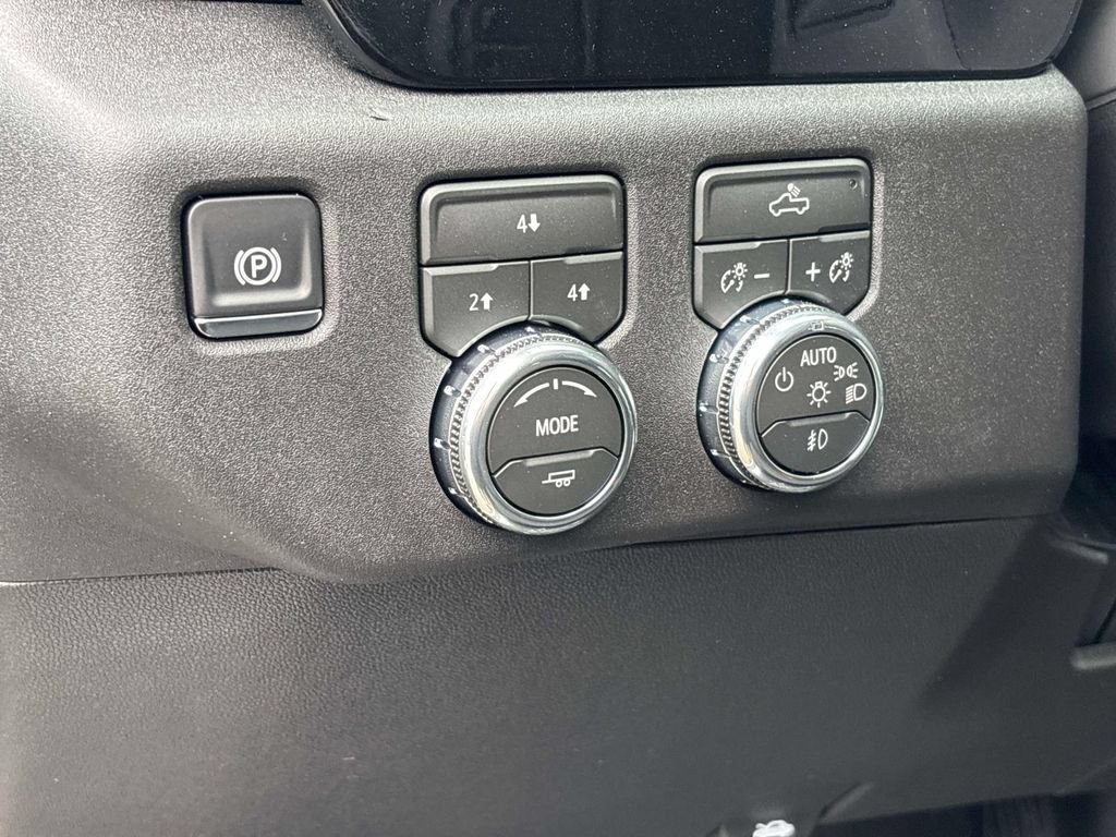 New 2026 GMC Sierra 2500 SLE w/ SLE Value Package; AWD/4WD image 9