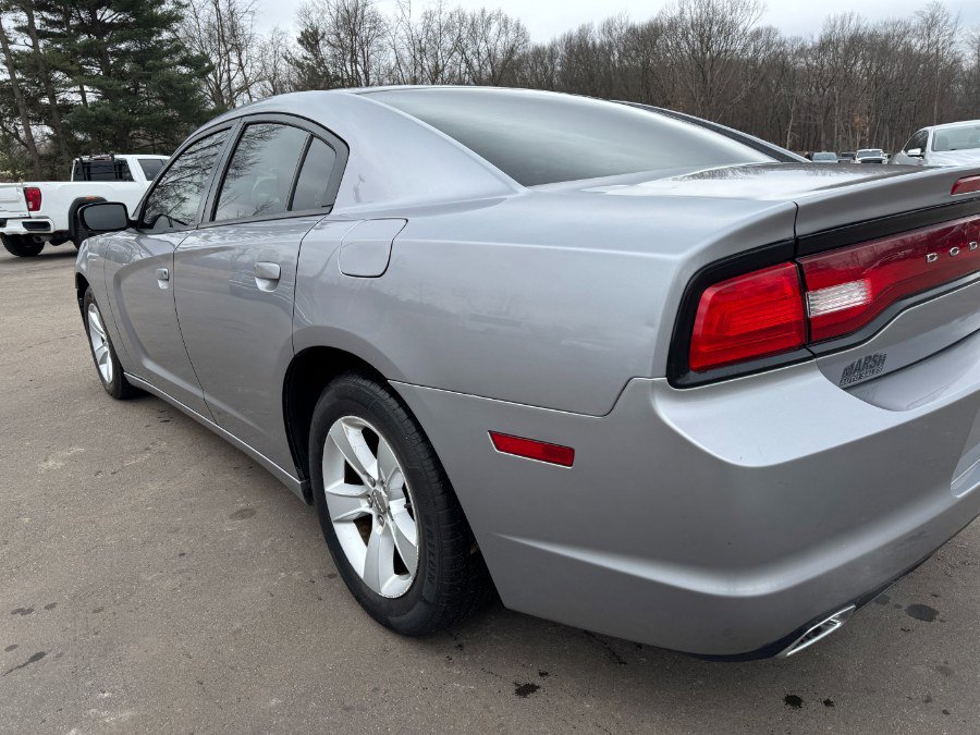 Used 2014 Dodge Charger SE RWD image 10