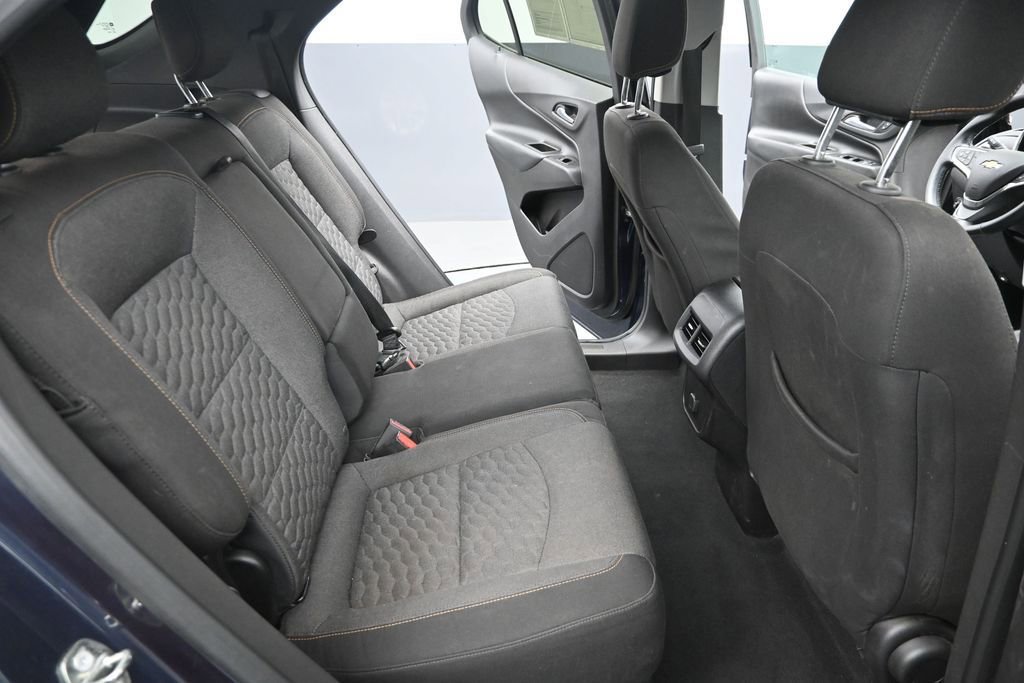 Used 2018 Chevrolet Equinox LT FWD image 26
