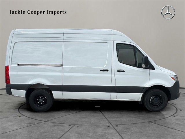 New 2024 Mercedes-Benz Sprinter 144 Cargo image 22