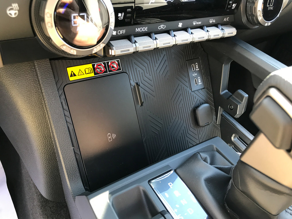 New 2025 Toyota Tacoma Limited image 21