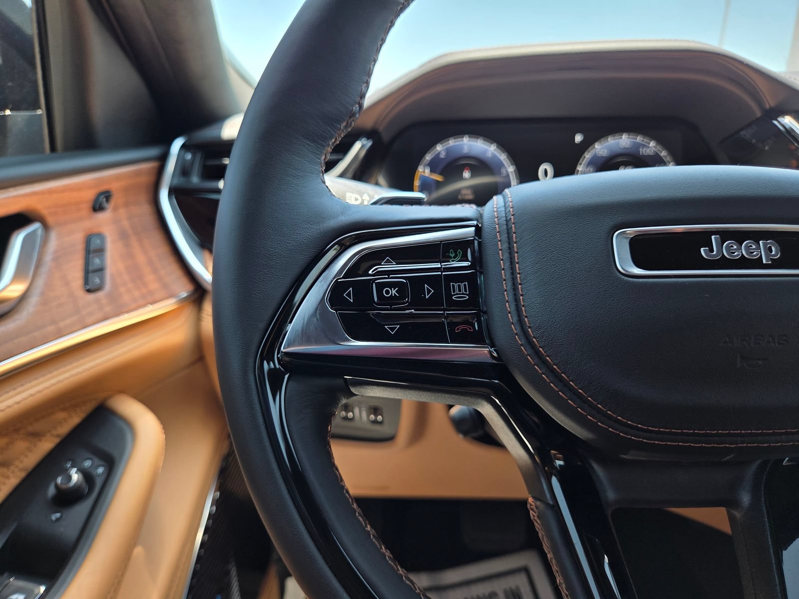 New 2026 Jeep Grand Cherokee Summit AWD/4WD image 49