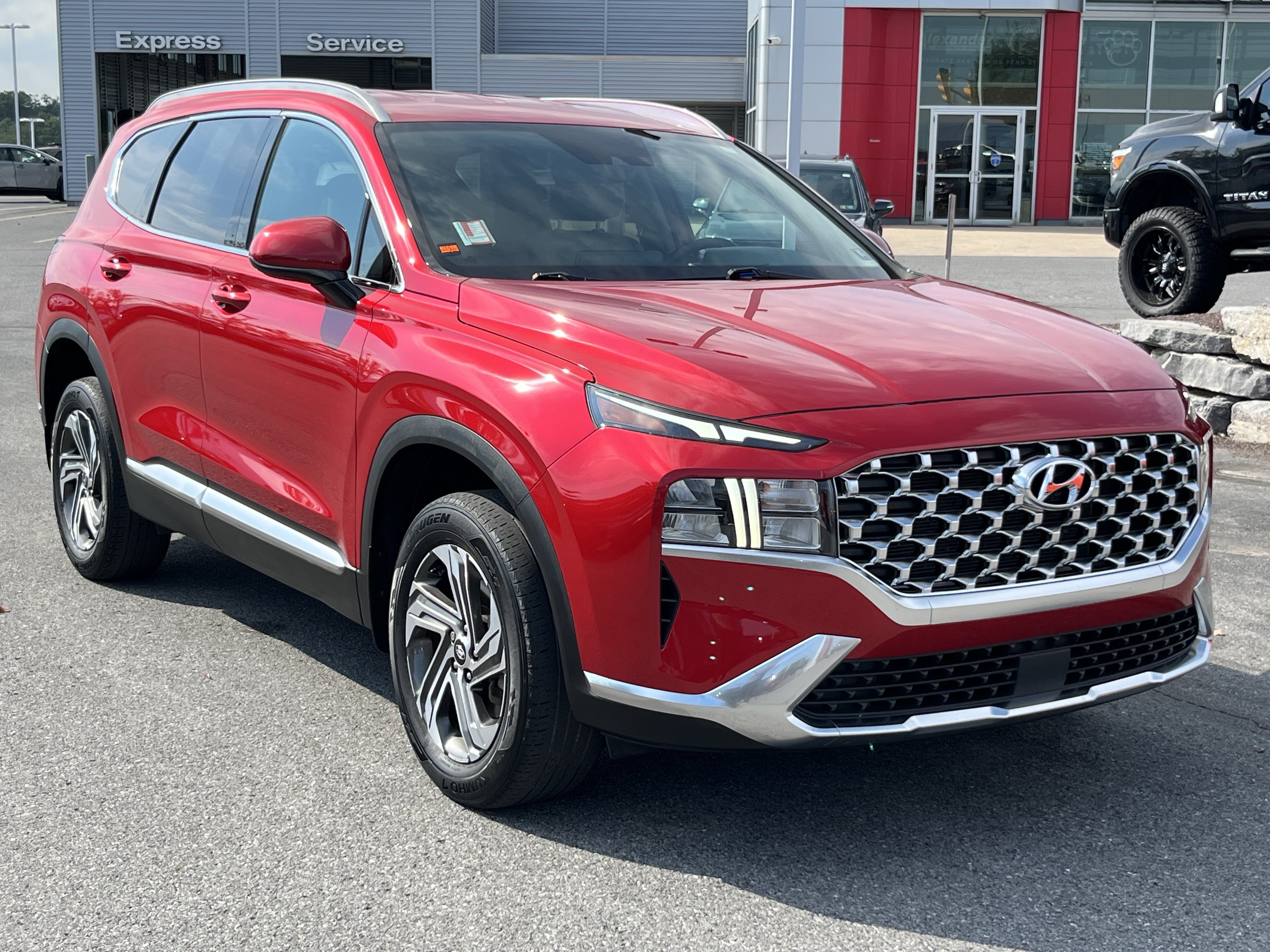 Used 2022 Hyundai Santa Fe SEL AWD/4WD image 1