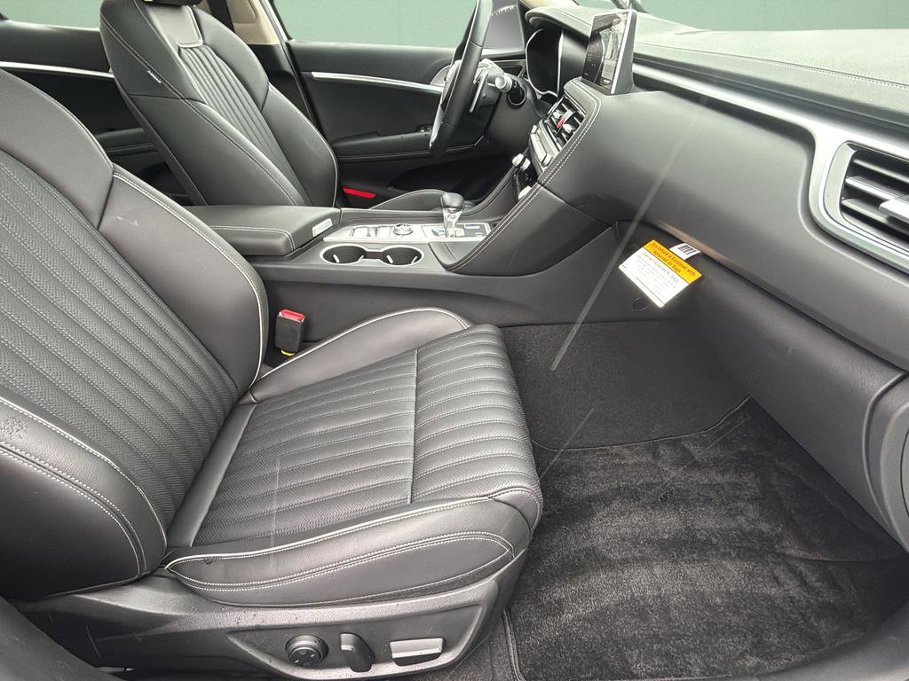 Used 2026 Genesis G70 2.5T Prestige image 40