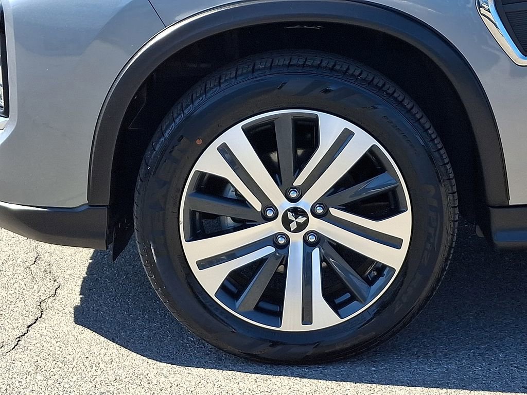 Used 2025 Mitsubishi Outlander Sport SE image 10