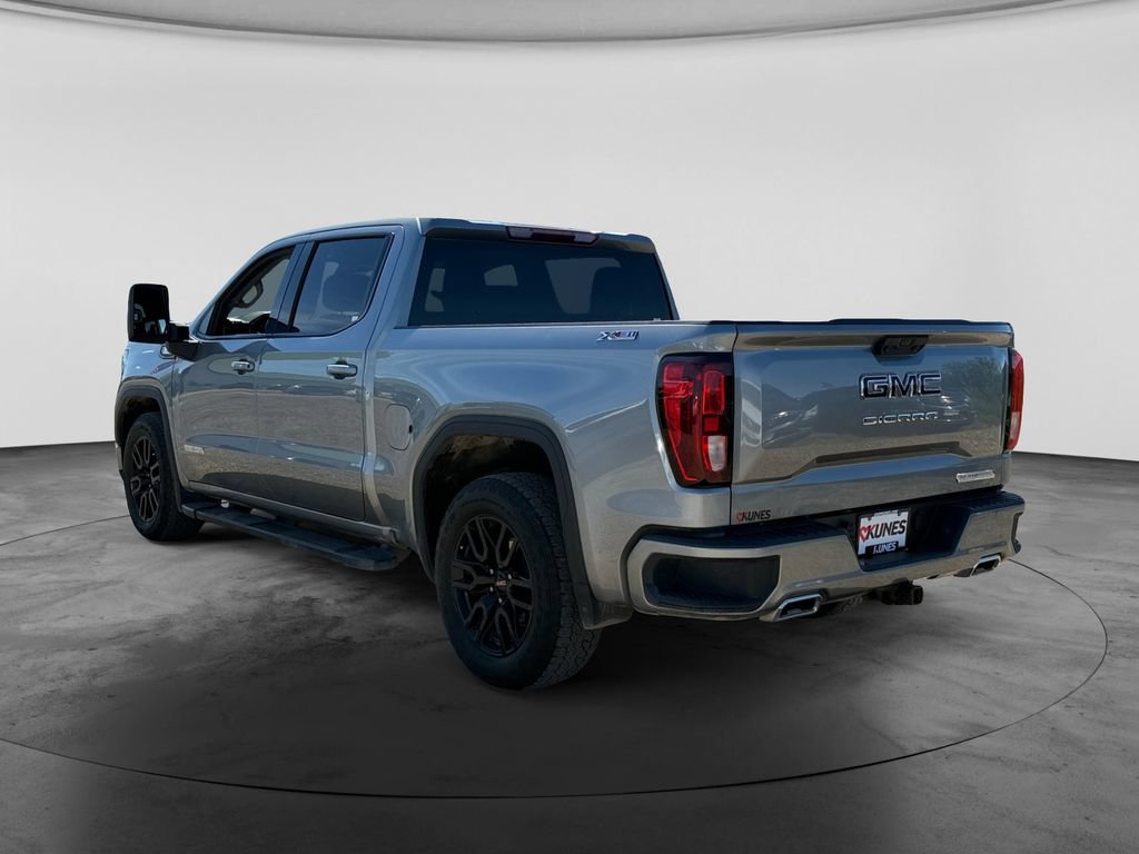 Used 2024 GMC Sierra 1500 Elevation w/ LPO, Elevation Black Package AWD/4WD image 8
