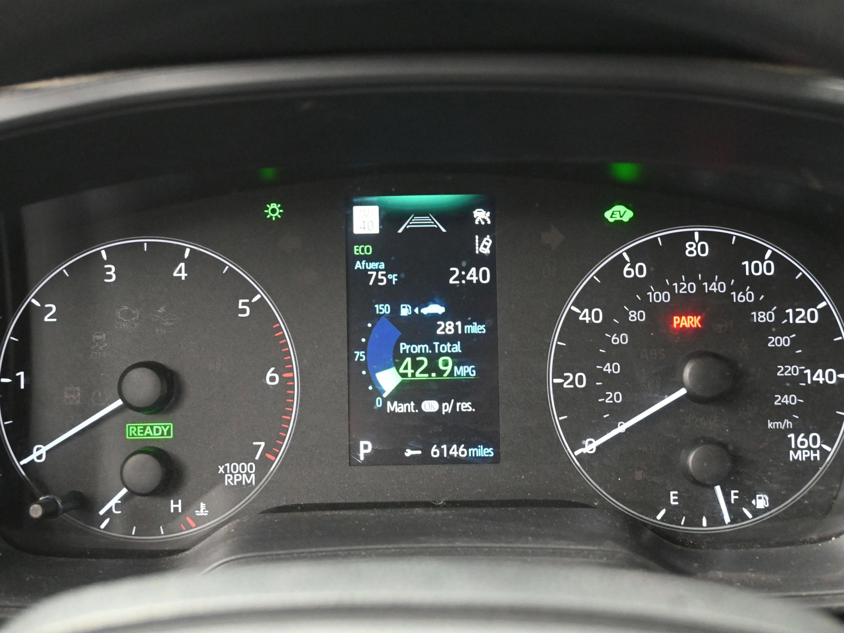 Certified 2025 Toyota Corolla LE image 26