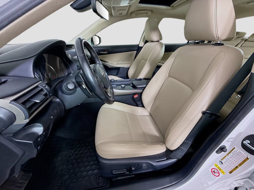 Used 2019 Lexus IS 300 AWD image 20