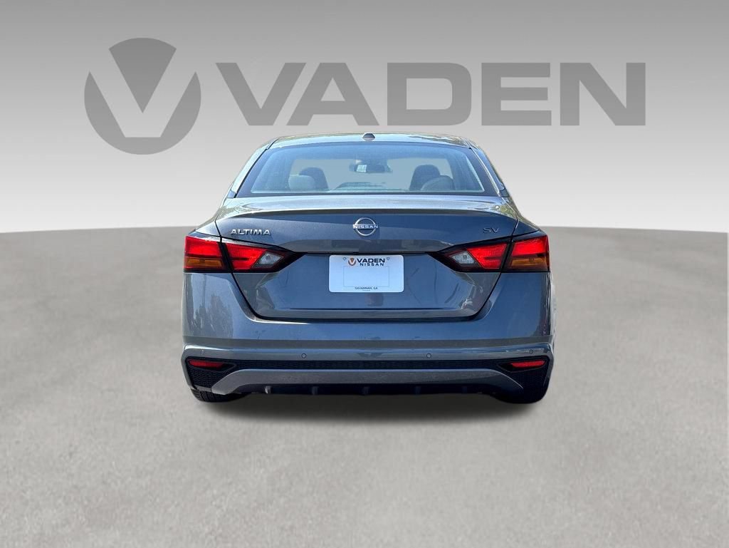 Used 2024 Nissan Altima 2.5 SV FWD image 19