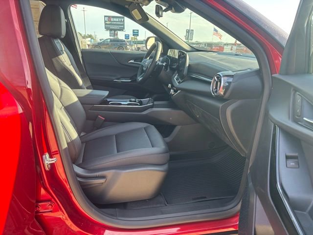 New 2026 Chevrolet Equinox LT w/ Convenience Package II image 16