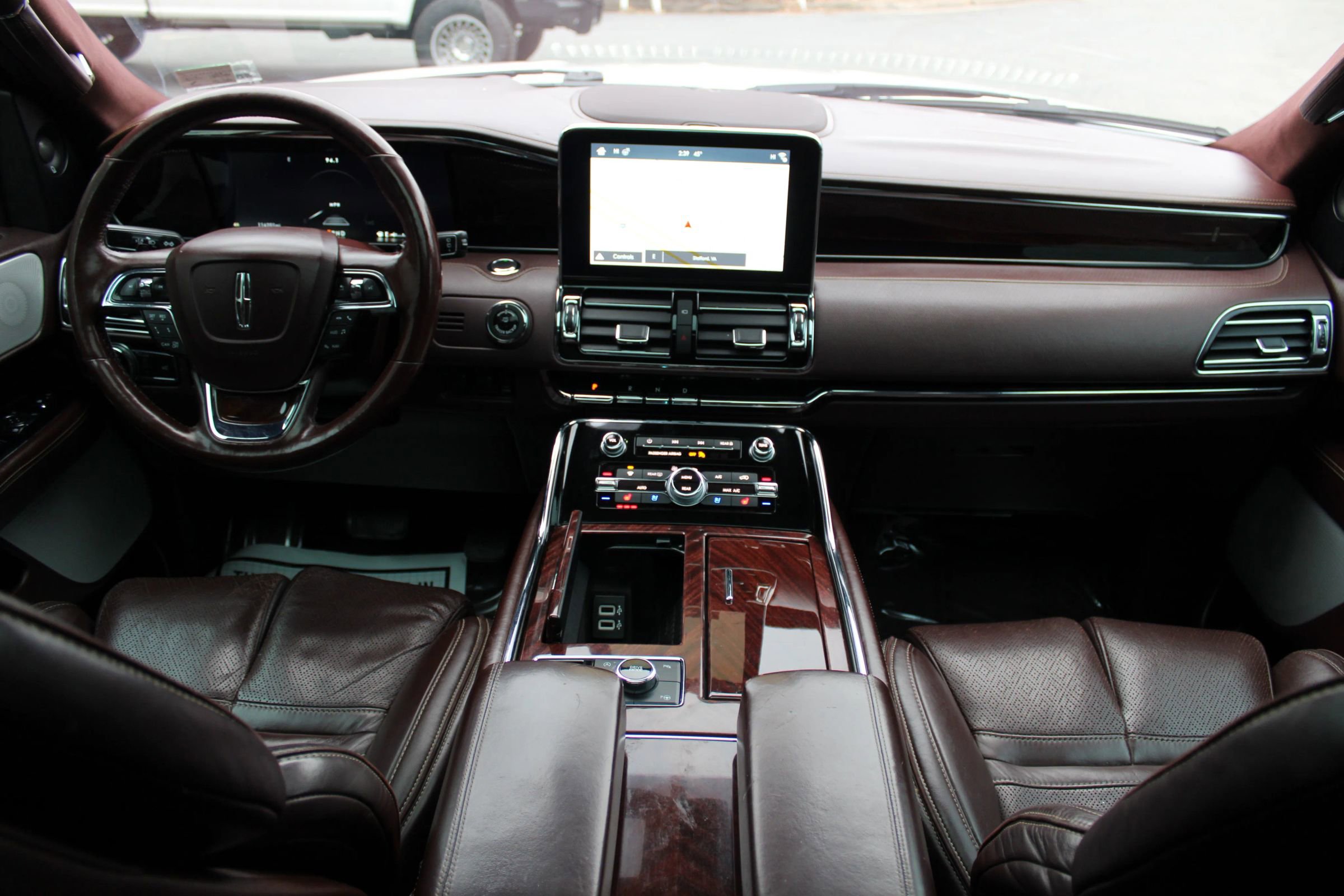 Used 2018 Lincoln Navigator L Black Label w/ Cargo Package image 10