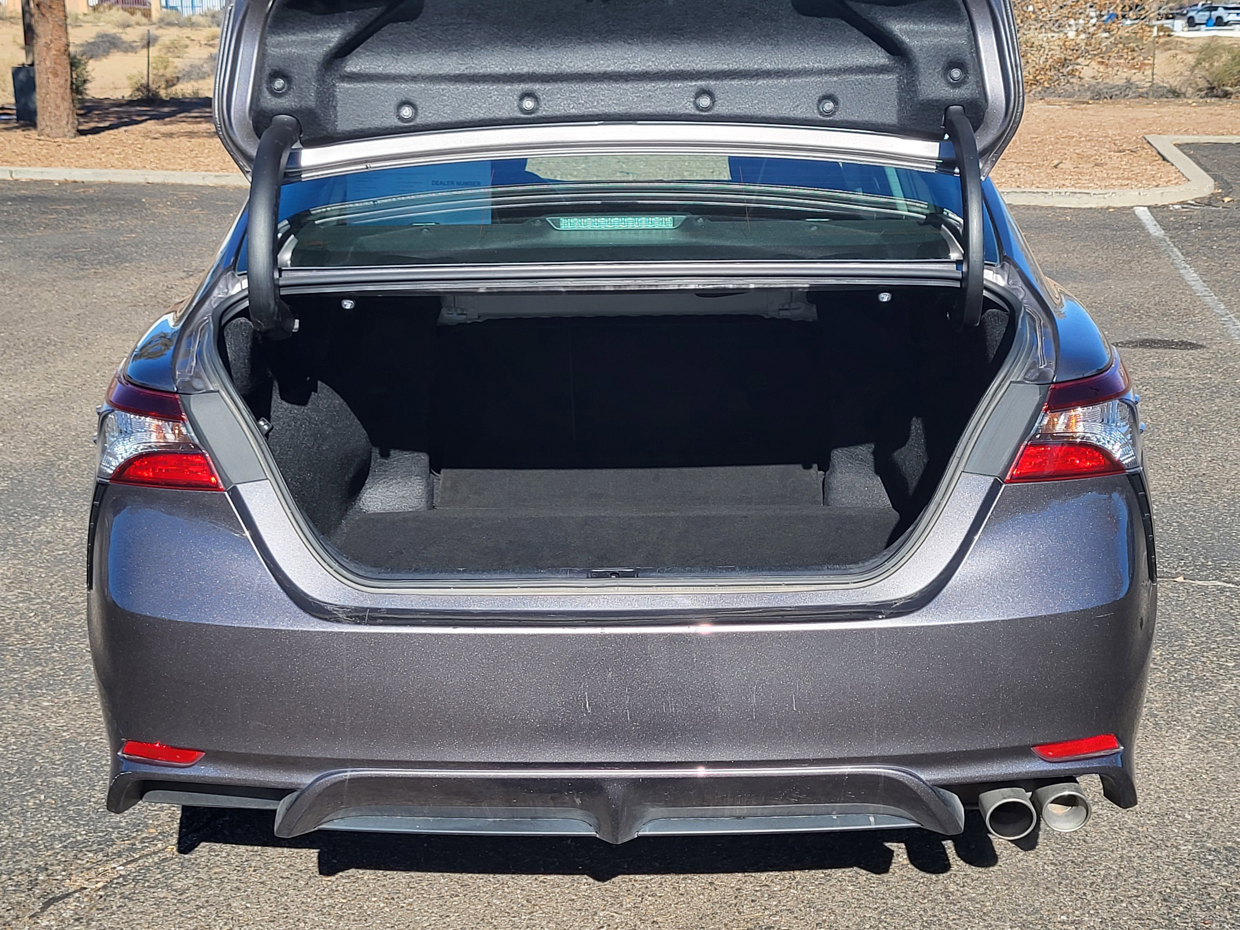 Used 2024 Toyota Camry SE image 26