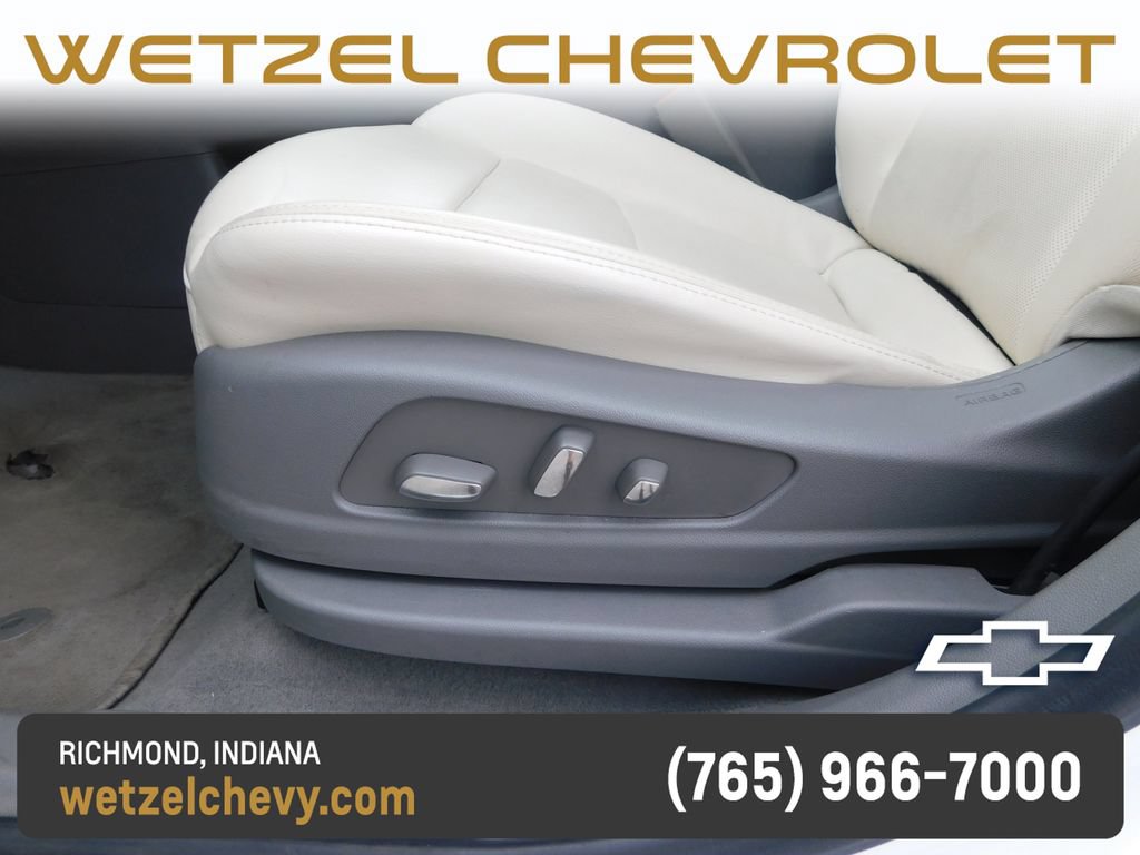 Used 2023 Cadillac XT6 Premium Luxury w/ Technology Package AWD/4WD image 14