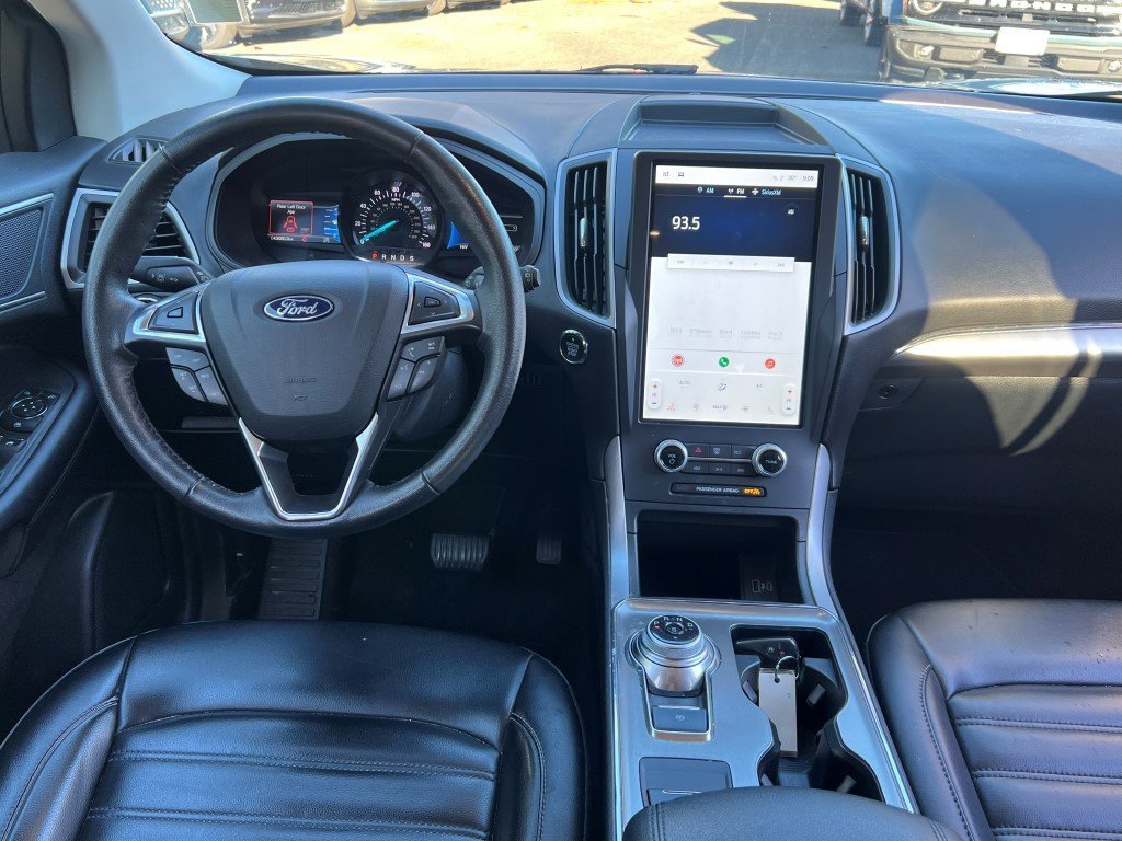 Used 2022 Ford Edge SEL image 18