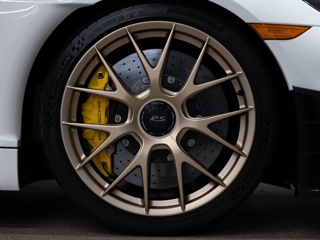 Certified 2025 Porsche 718 Boxster Spyder RS image 19