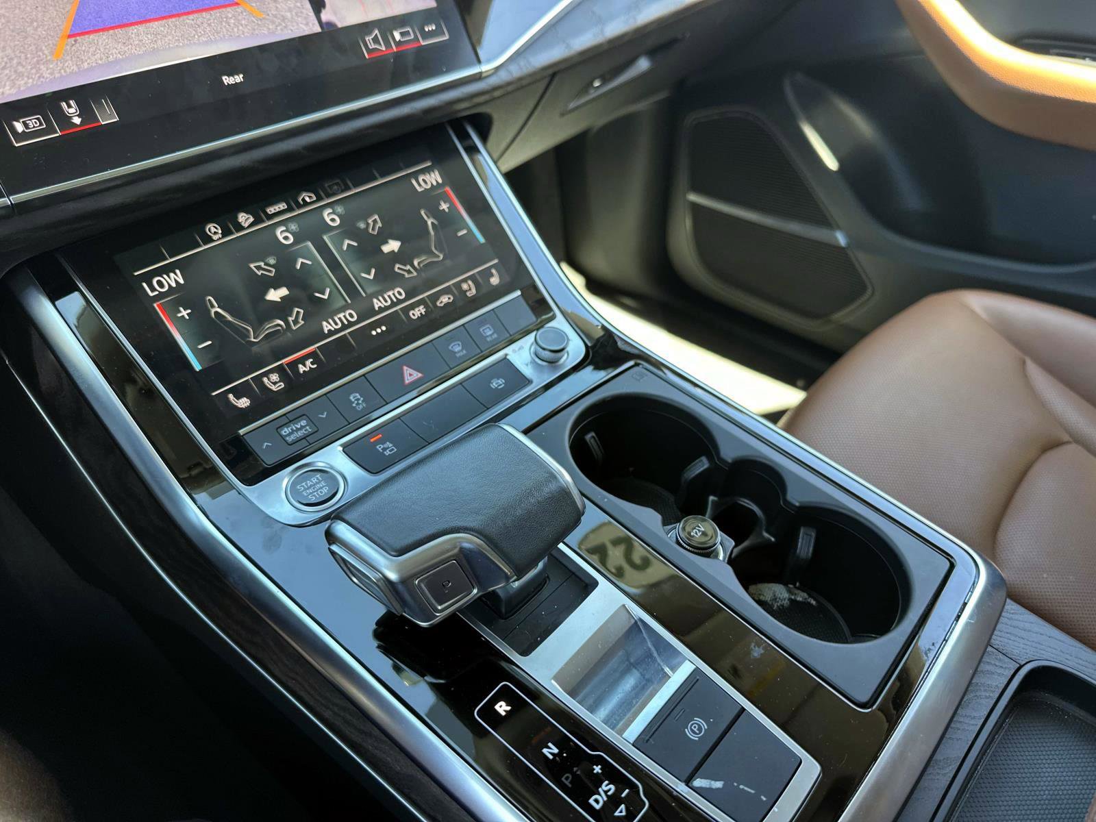 Used 2022 Audi Q8 Premium Plus image 28