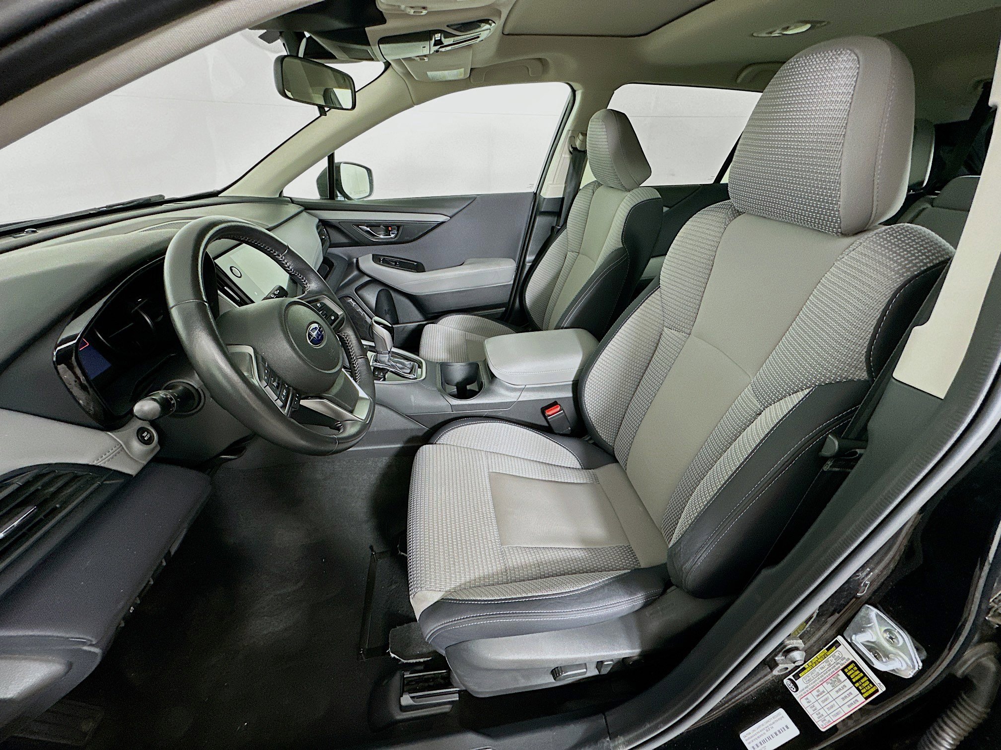Used 2023 Subaru Outback Premium AWD/4WD image 13