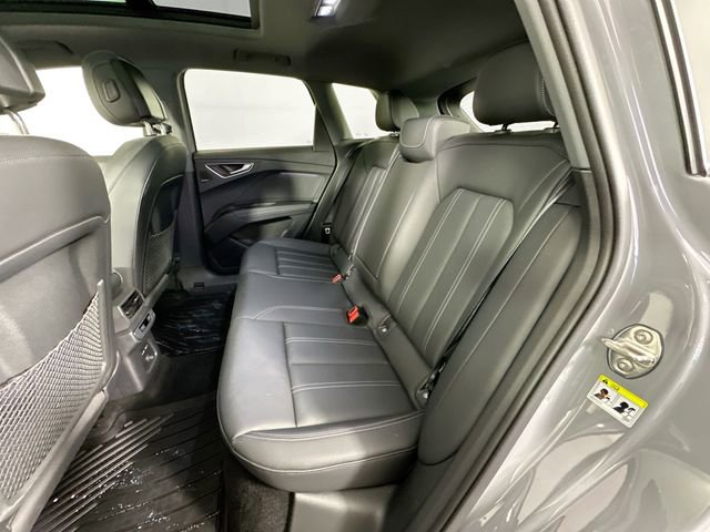 Used 2024 Audi Q4 e-tron Prestige w/ Black Optic Package image 29