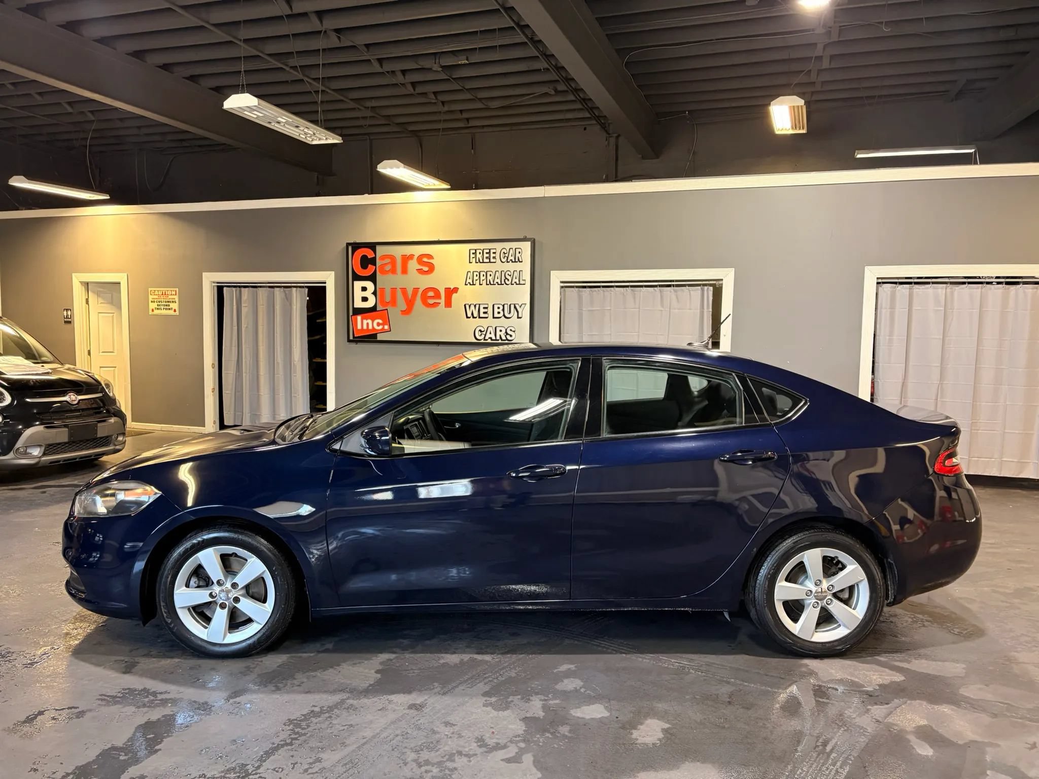 Used 2015 Dodge Dart SXT FWD image 3