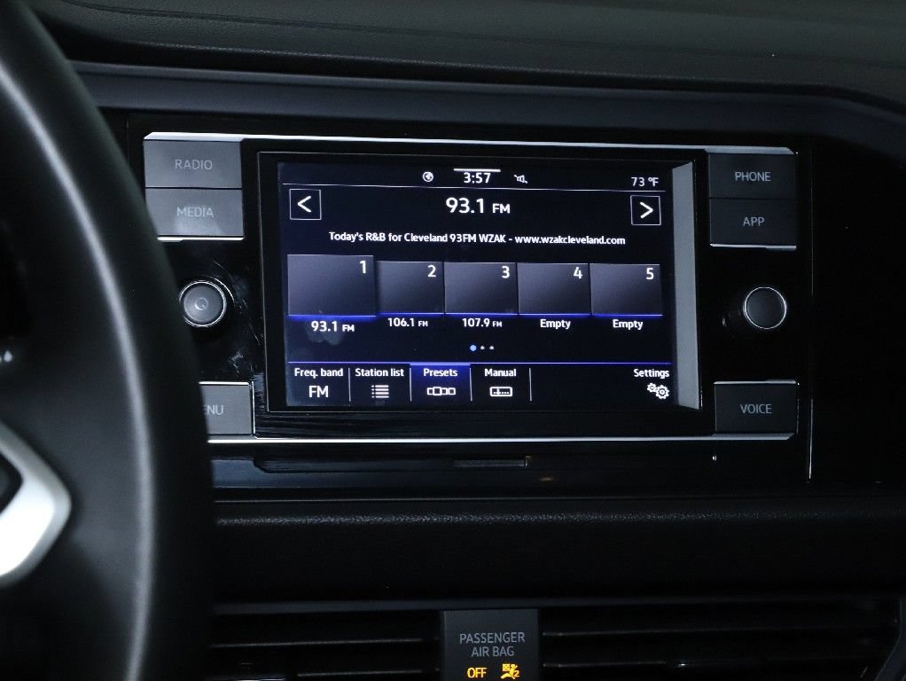 Used 2023 Volkswagen Jetta SE FWD image 25