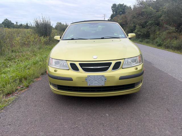 Used 2004 Saab 9-3 Arc FWD image 2