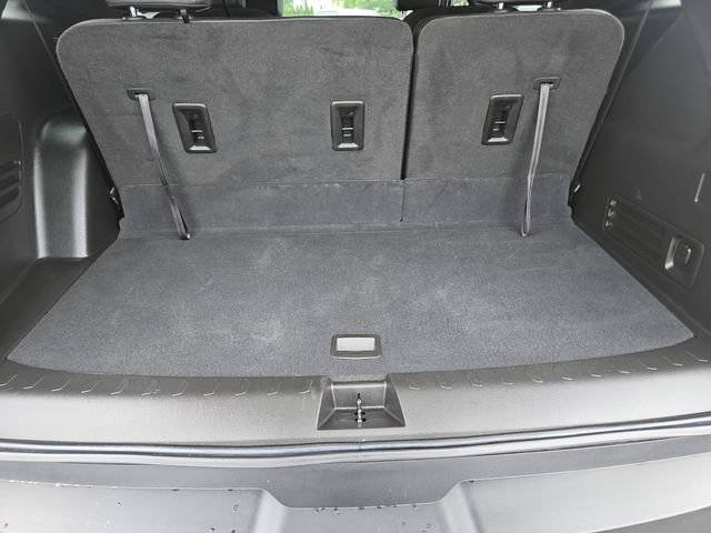 Certified 2023 Chevrolet Traverse RS FWD image 24