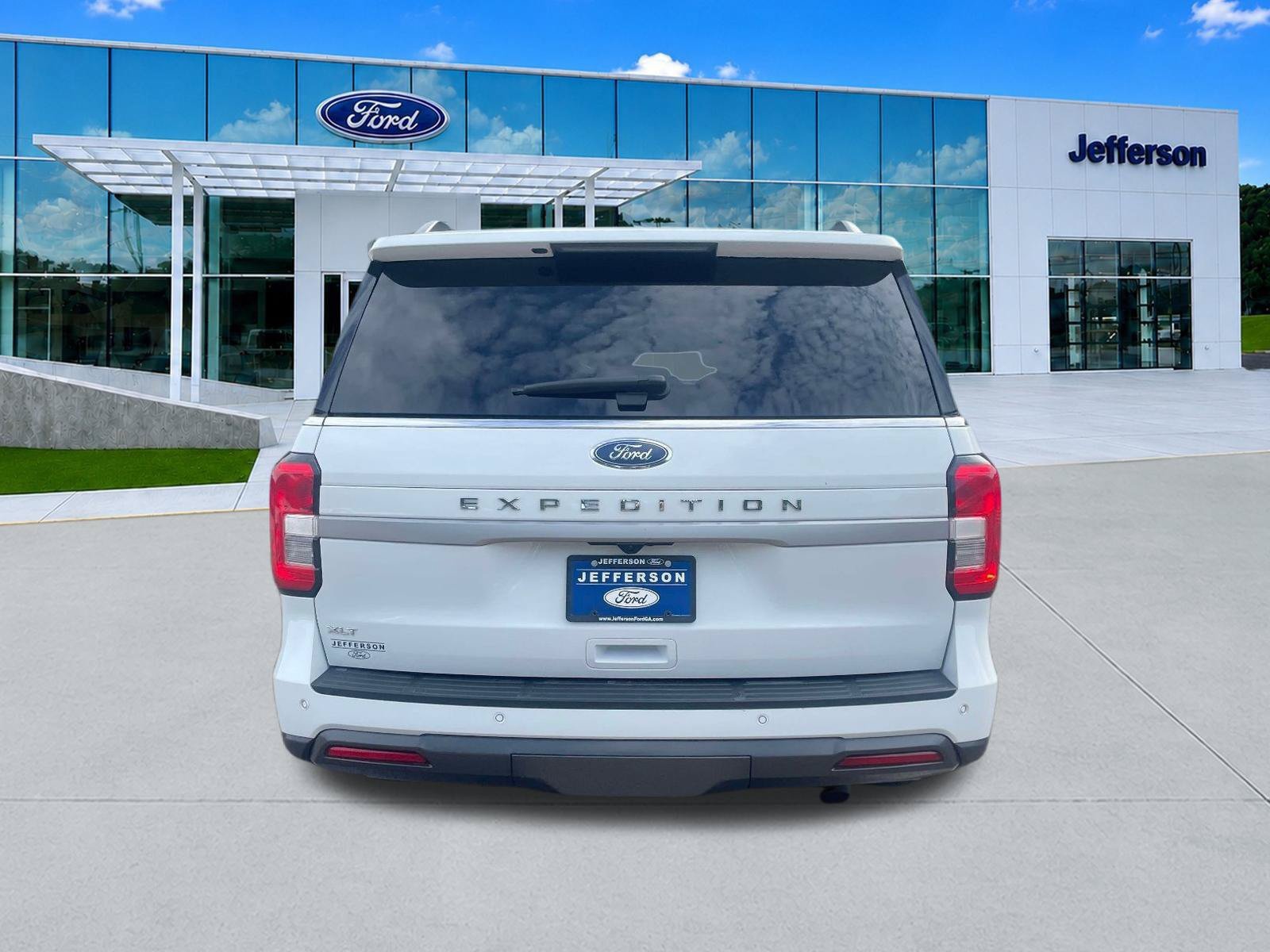 Used 2022 Ford Expedition XLT RWD image 7