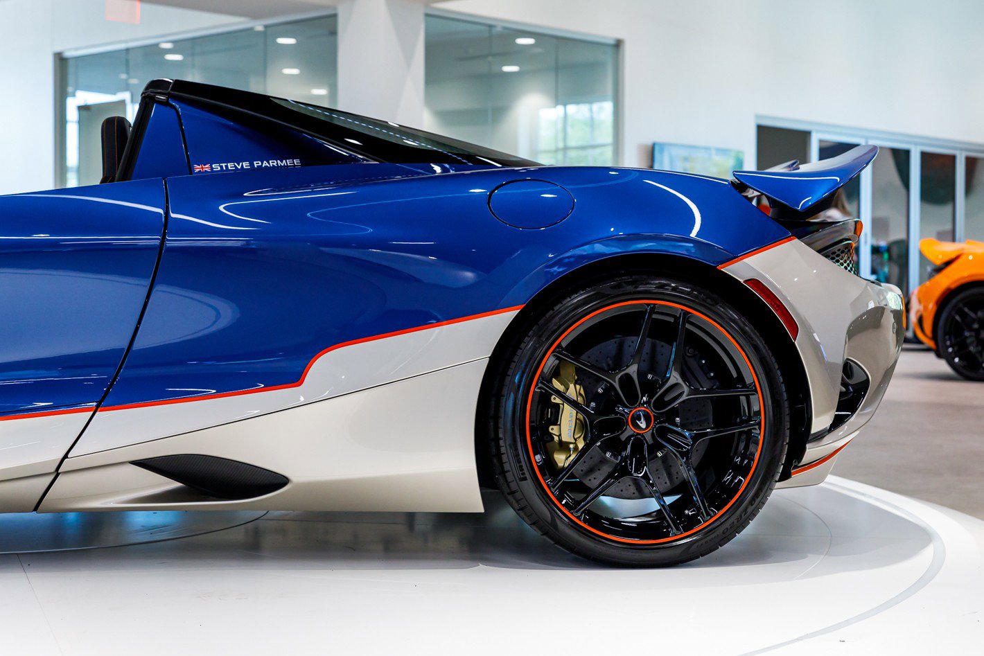 New 2024 McLaren 750S Spider image 6