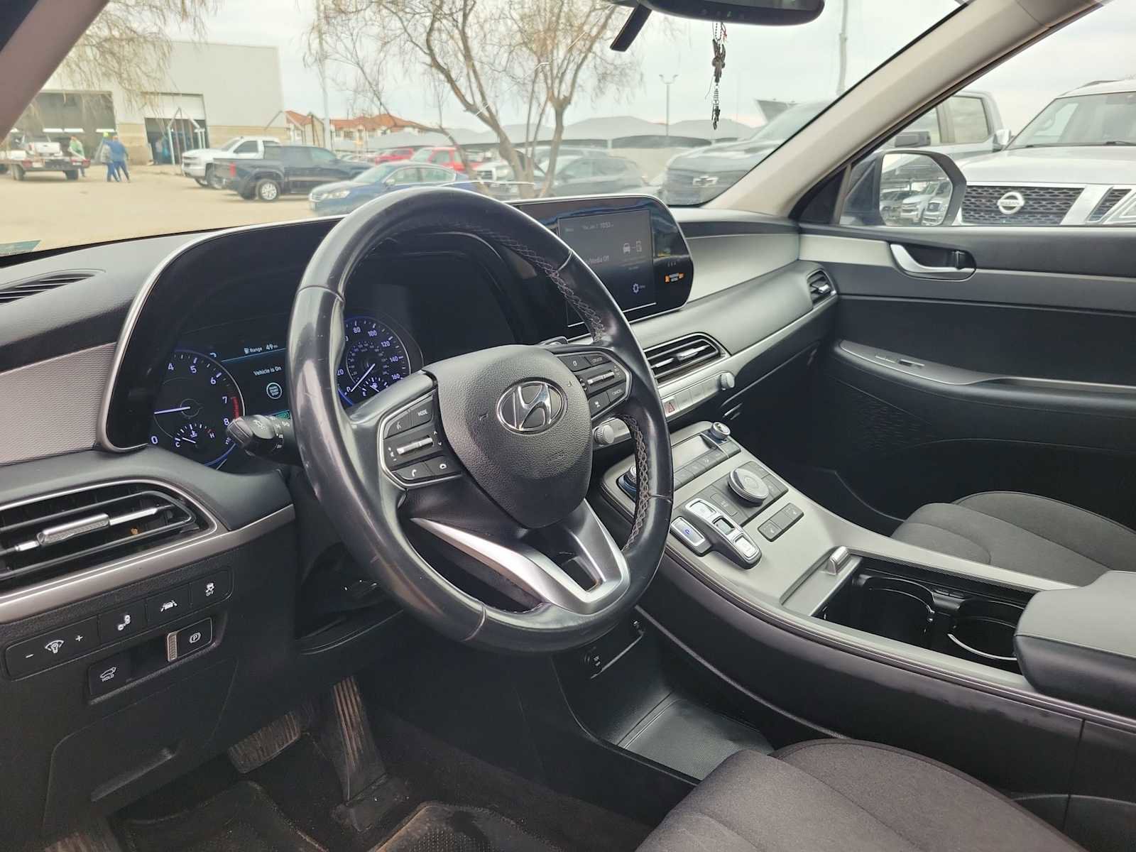 Used 2021 Hyundai Palisade SEL w/ Convenience Package image 2