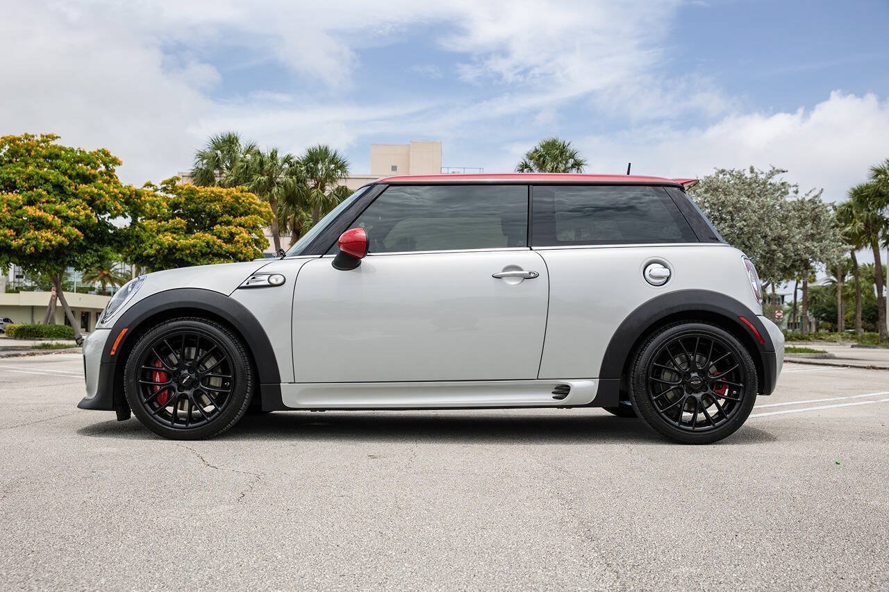 Used 2012 MINI Cooper John Cooper Works w/ Technology Pkg FWD image 4
