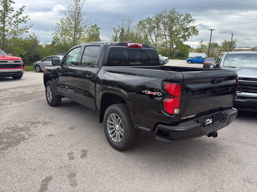 New 2026 Chevrolet Colorado LT w/ LT Convenience Package AWD/4WD image 3