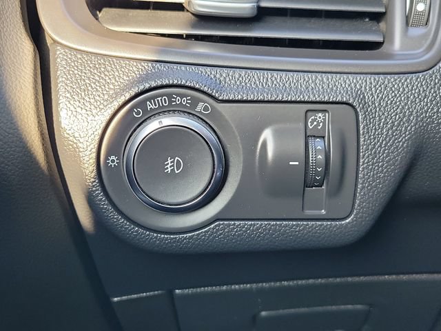 Certified 2020 Buick Envision Essence FWD image 13