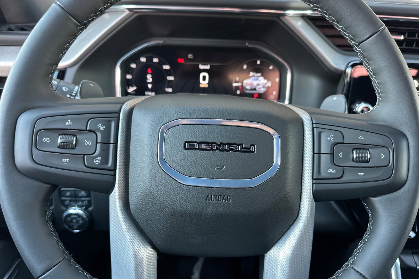 New 2025 GMC Sierra 1500 Denali w/ Denali Reserve Package image 22