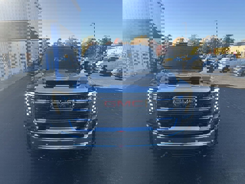 New 2026 GMC Sierra 2500 SLT w/ SLT Premium Package image 4