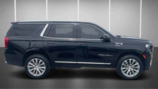 Used 2023 GMC Yukon Denali AWD/4WD image 4