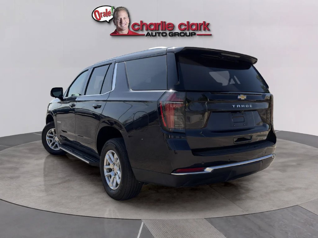 Used 2025 Chevrolet Tahoe LT AWD/4WD image 2