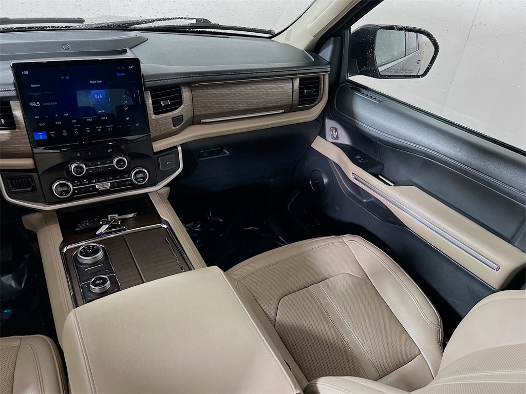 Used 2024 Ford Expedition Max Limited image 21