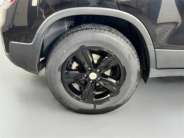 Used 2020 Chevrolet Trax LT w/ LT Convenience Package image 34