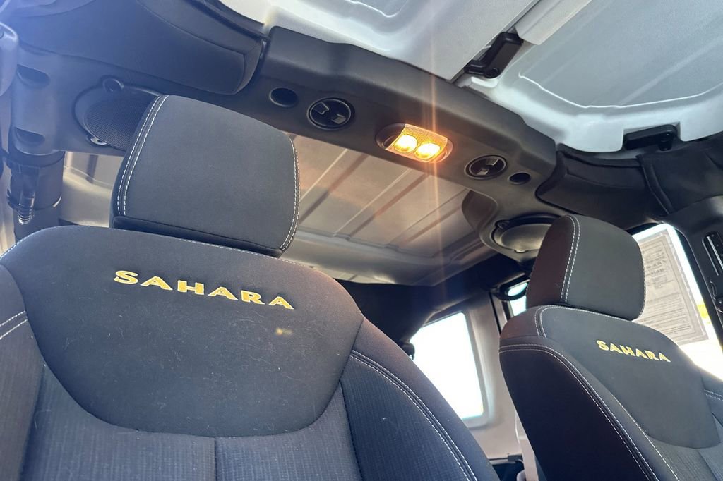 Used 2014 Jeep Wrangler Unlimited Sahara w/ Trailer Tow Group image 17