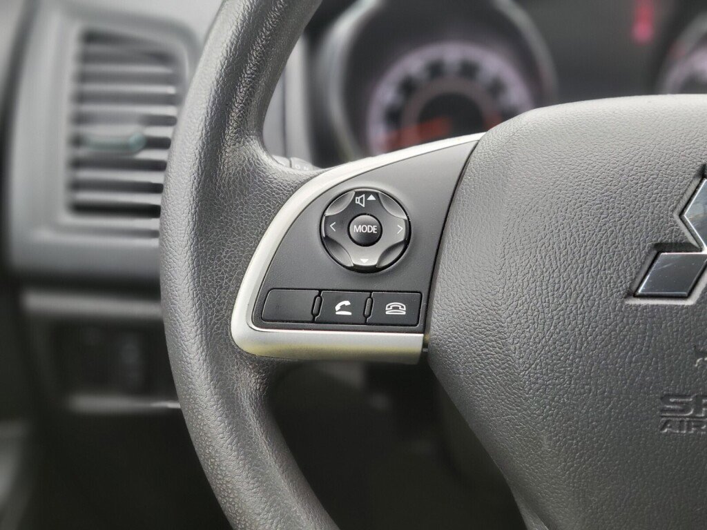 Used 2022 Mitsubishi Outlander Sport ES image 27