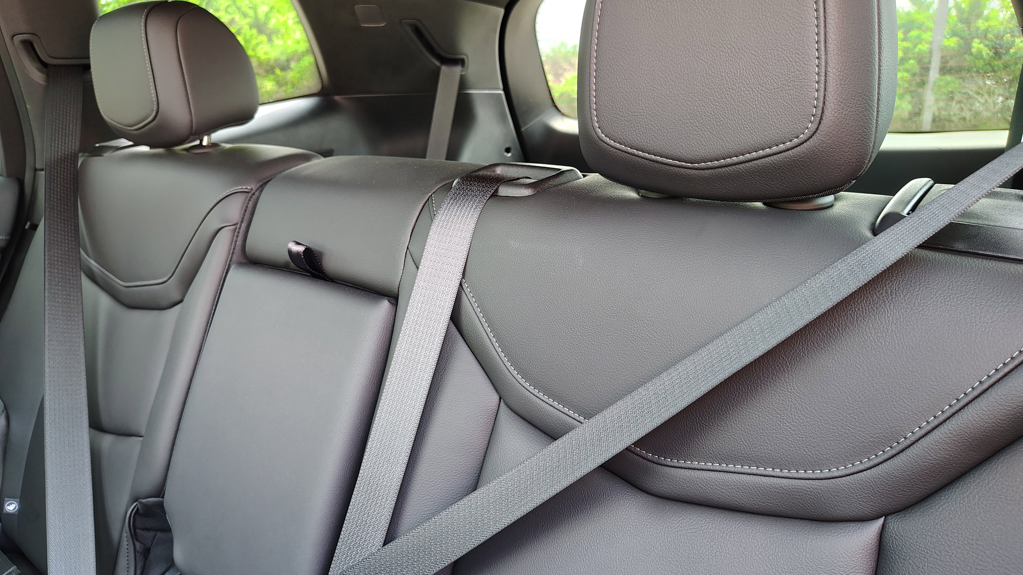 New 2025 Cadillac XT6 Luxury w/ LPO, Premium Carpet Package image 34