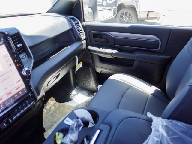 New 2026 RAM 3500 Tradesman AWD/4WD image 17